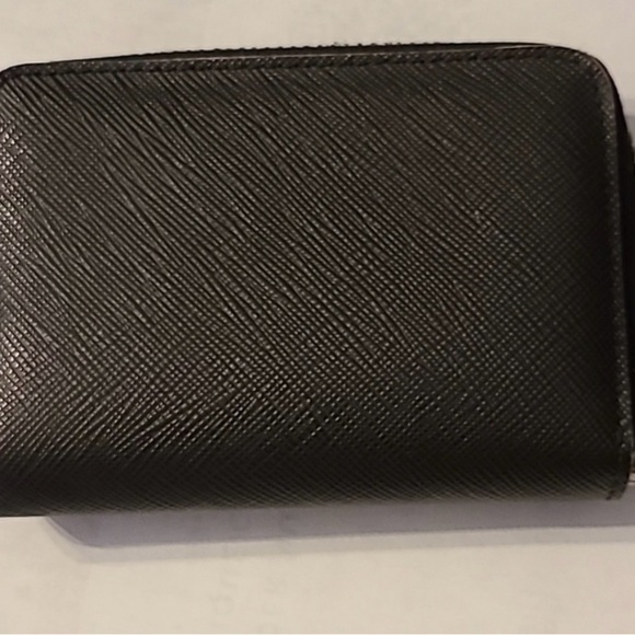 Givenchy & Disney Authentic Vintage Collaboration Mini Wallet with COA - Picture 3 of 15